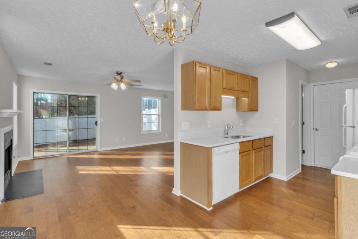 1050 Daventry Crossing Woodstock GA 30188