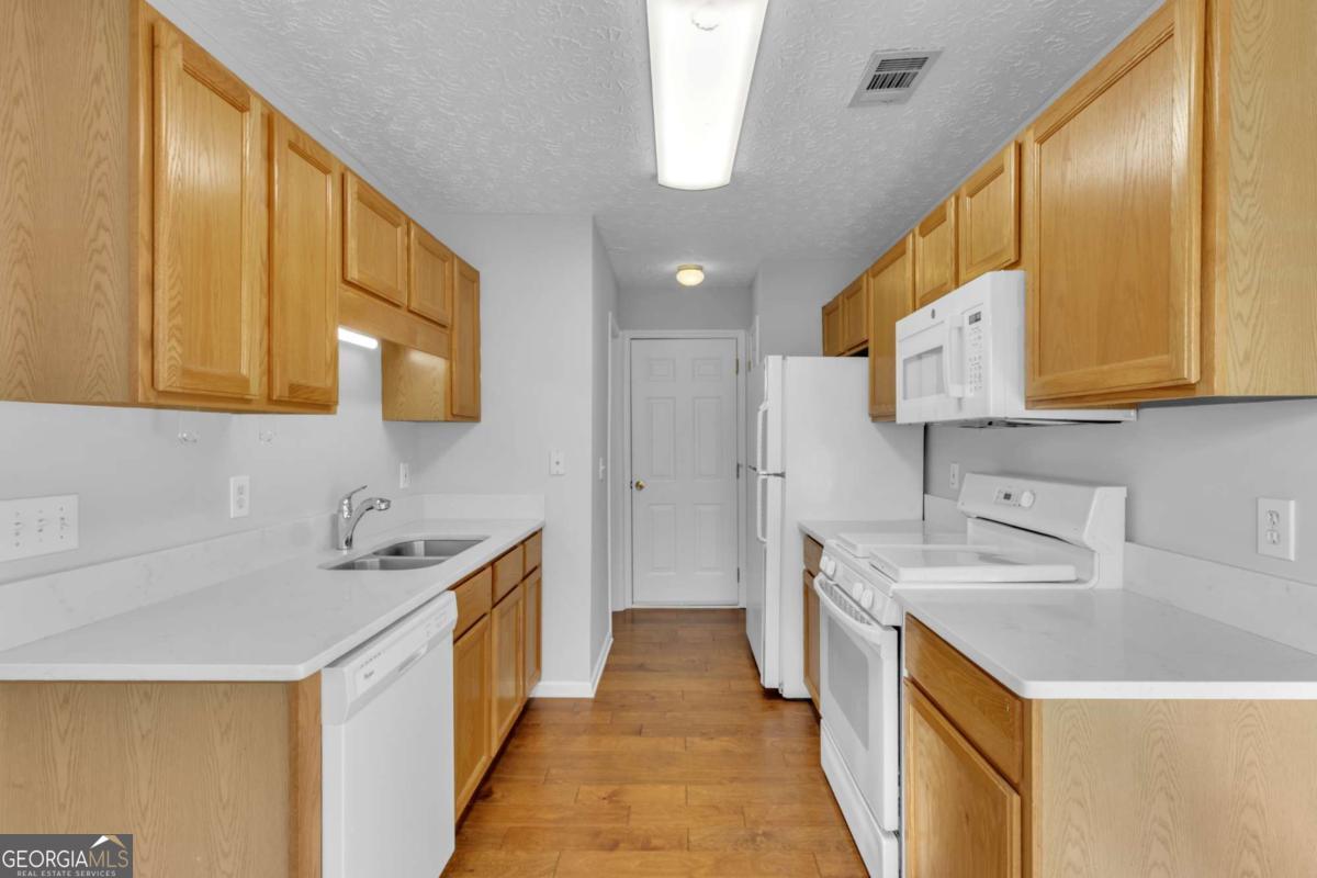 1050 Daventry Crossing Woodstock GA 30188