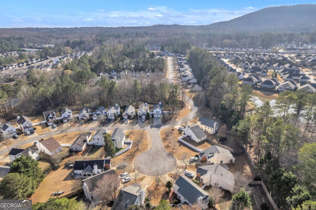 1050 Daventry Crossing Woodstock GA 30188