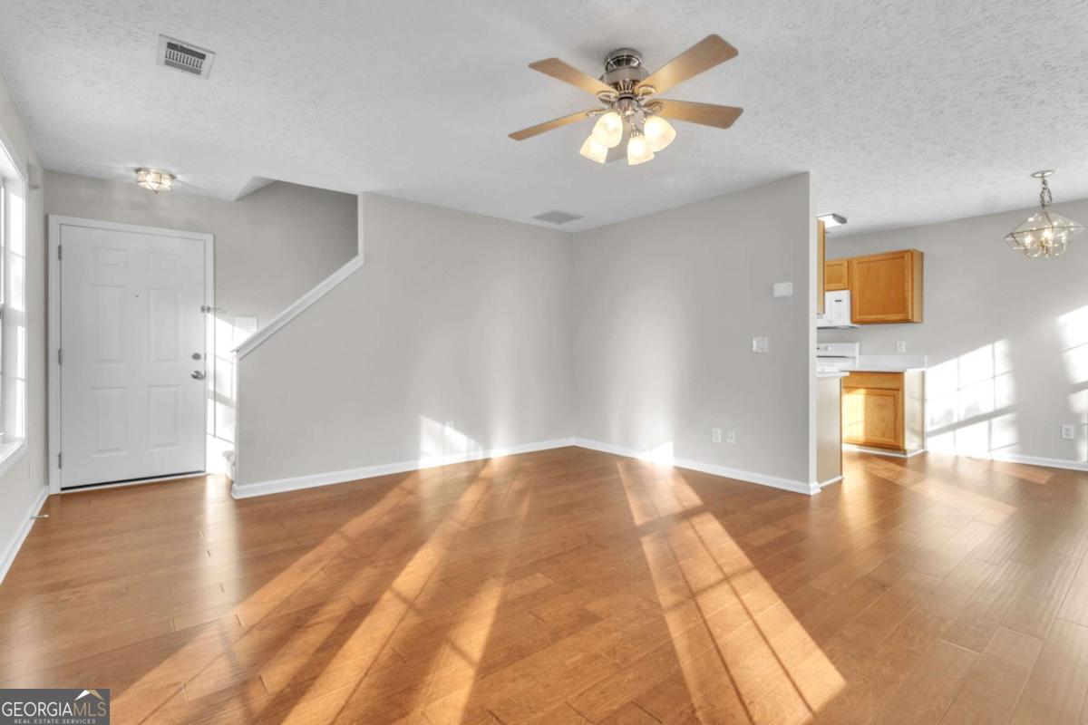 1050 Daventry Crossing Woodstock GA 30188