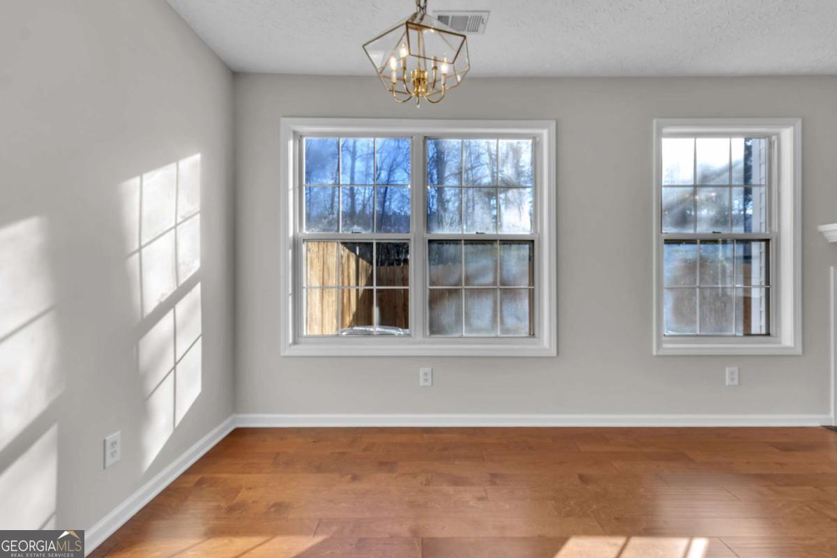 1050 Daventry Crossing Woodstock GA 30188