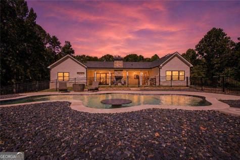16 Mountain Creek Trail NE Fairmount GA 30139