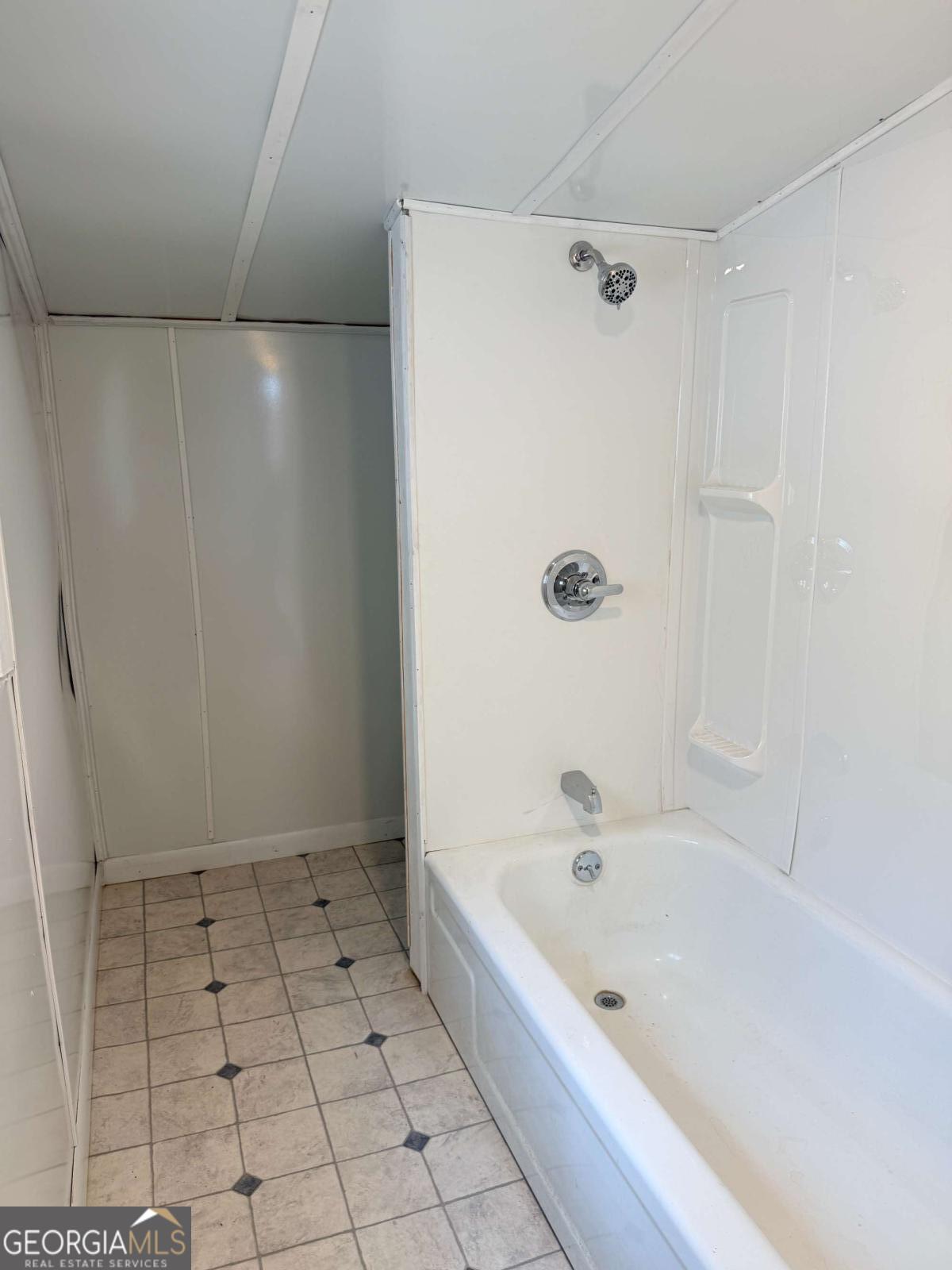 374 Patterson Street Baxley GA 31513