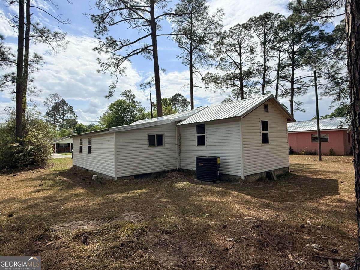374 Patterson Street Baxley GA 31513