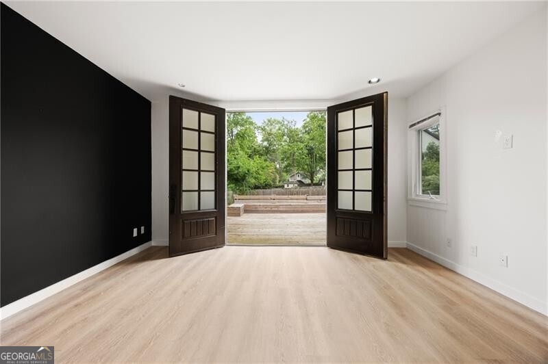 2824 Tupelo Street SE Atlanta GA 30317