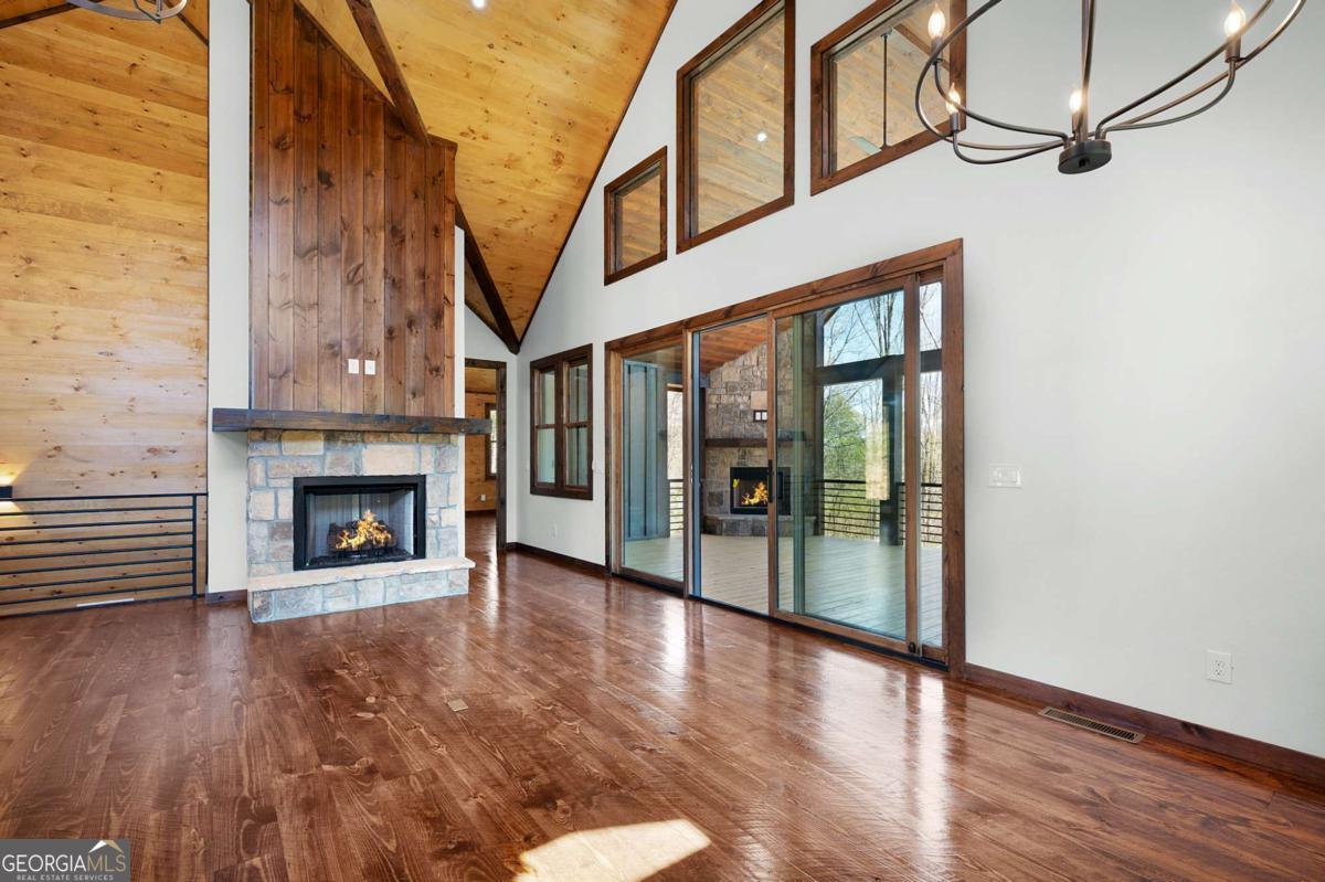 1038 Bluebird Road Mineral Bluff GA 30559