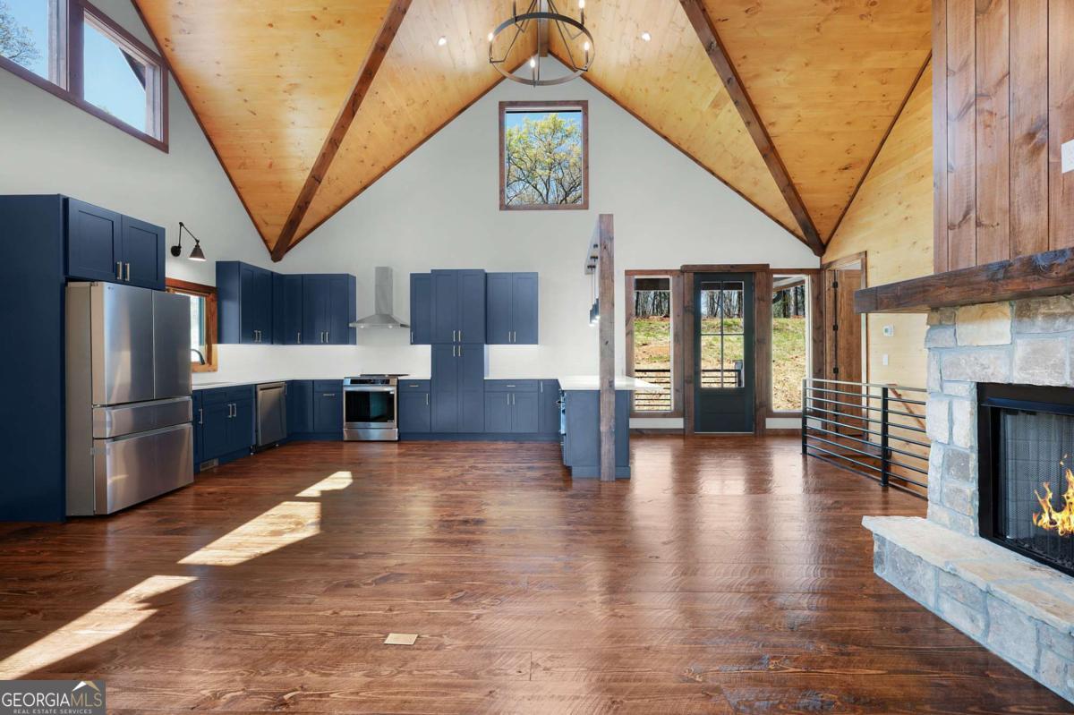 1038 Bluebird Road Mineral Bluff GA 30559