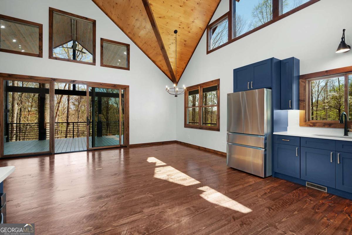 1038 Bluebird Road Mineral Bluff GA 30559