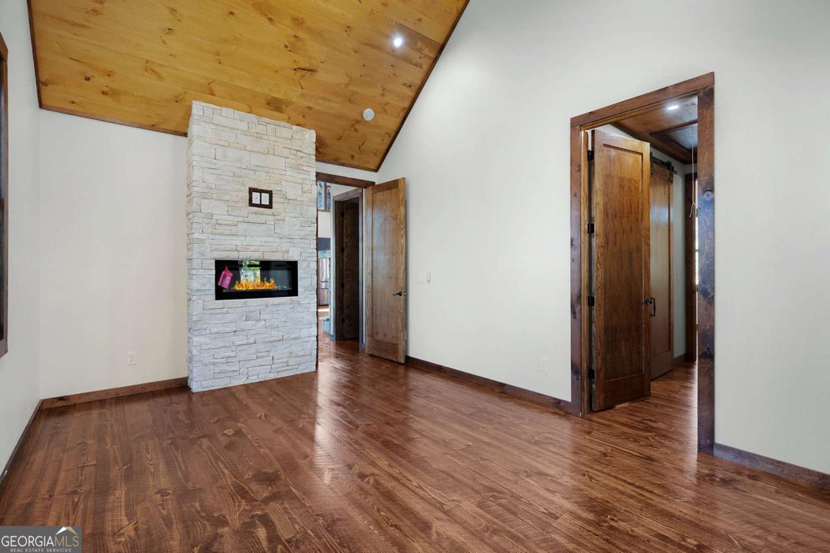 1038 Bluebird Road Mineral Bluff GA 30559
