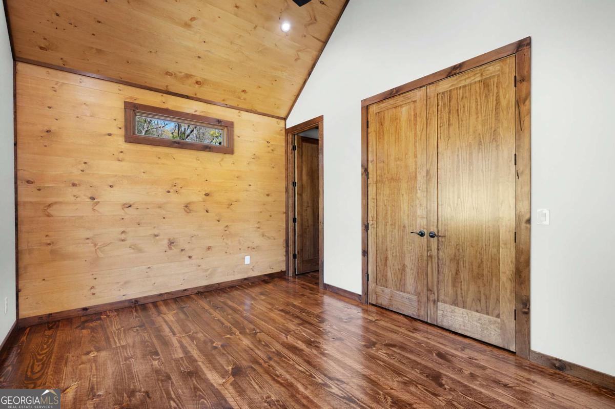 1038 Bluebird Road Mineral Bluff GA 30559