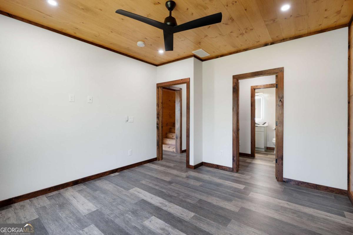1038 Bluebird Road Mineral Bluff GA 30559