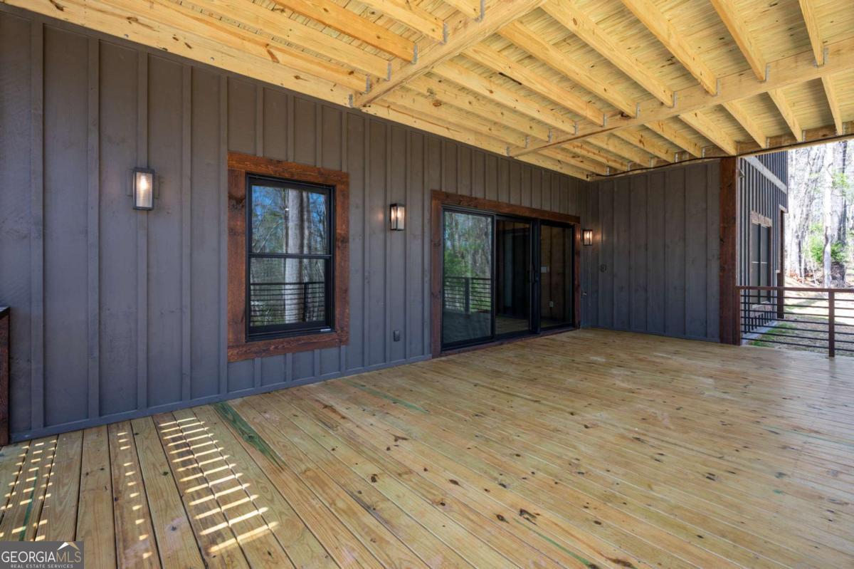 1038 Bluebird Road Mineral Bluff GA 30559