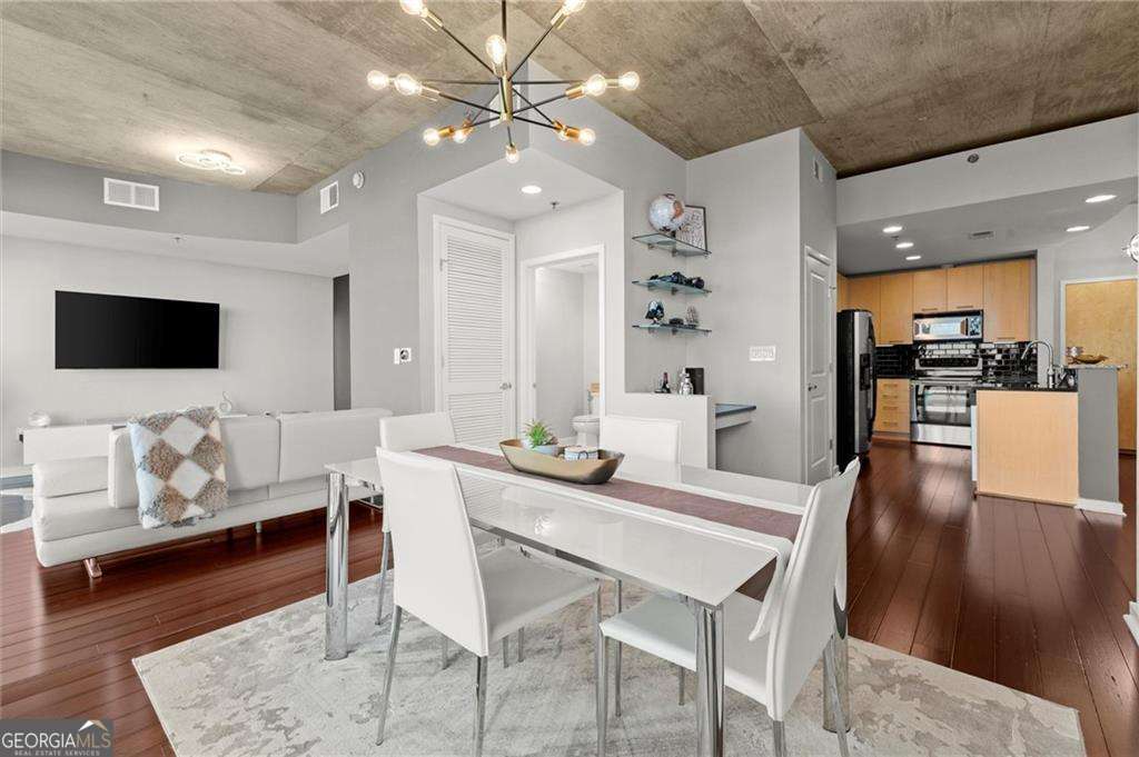 3324 Peachtree Road NE Atlanta GA 30326