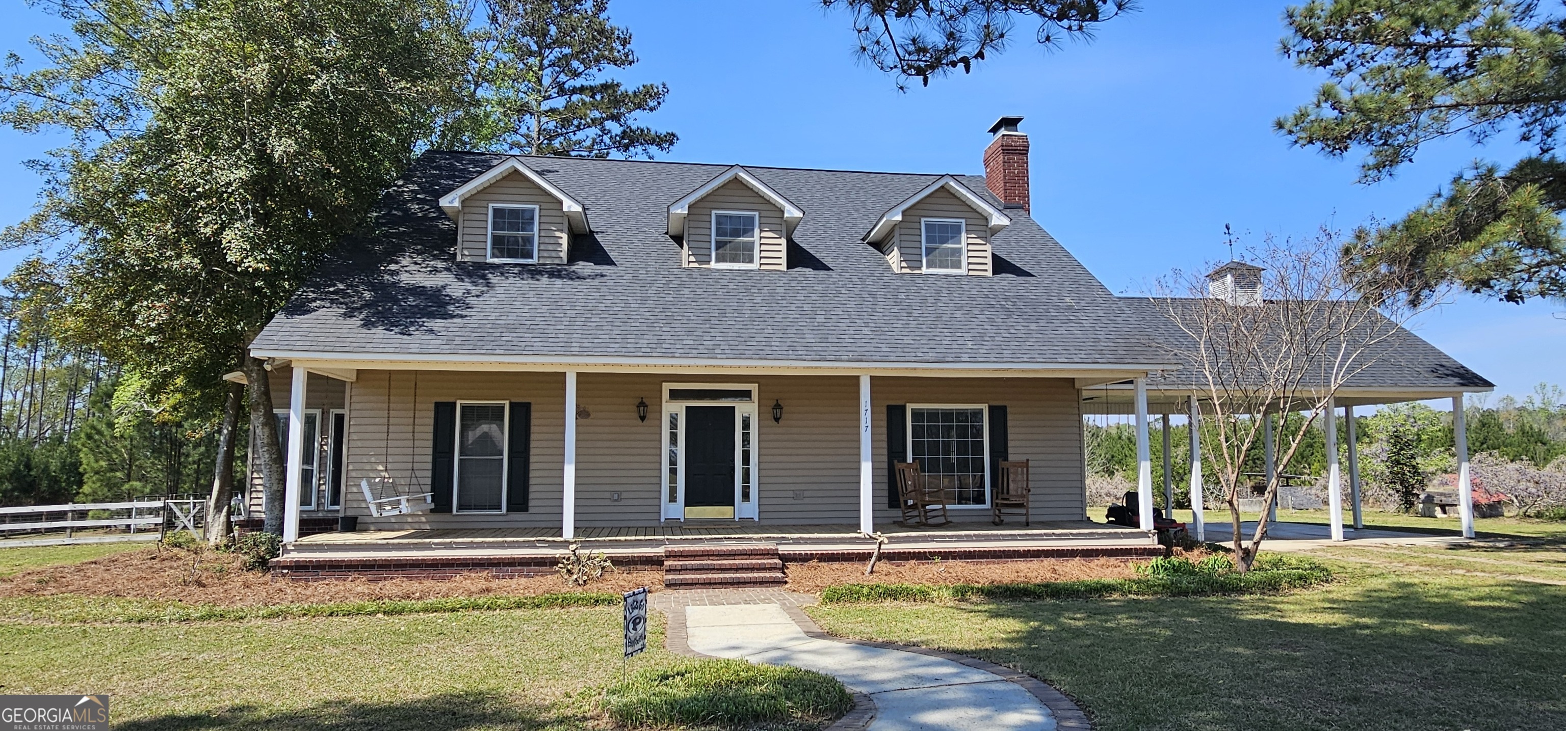 1717 Grady Saunders Road Portal GA 30450