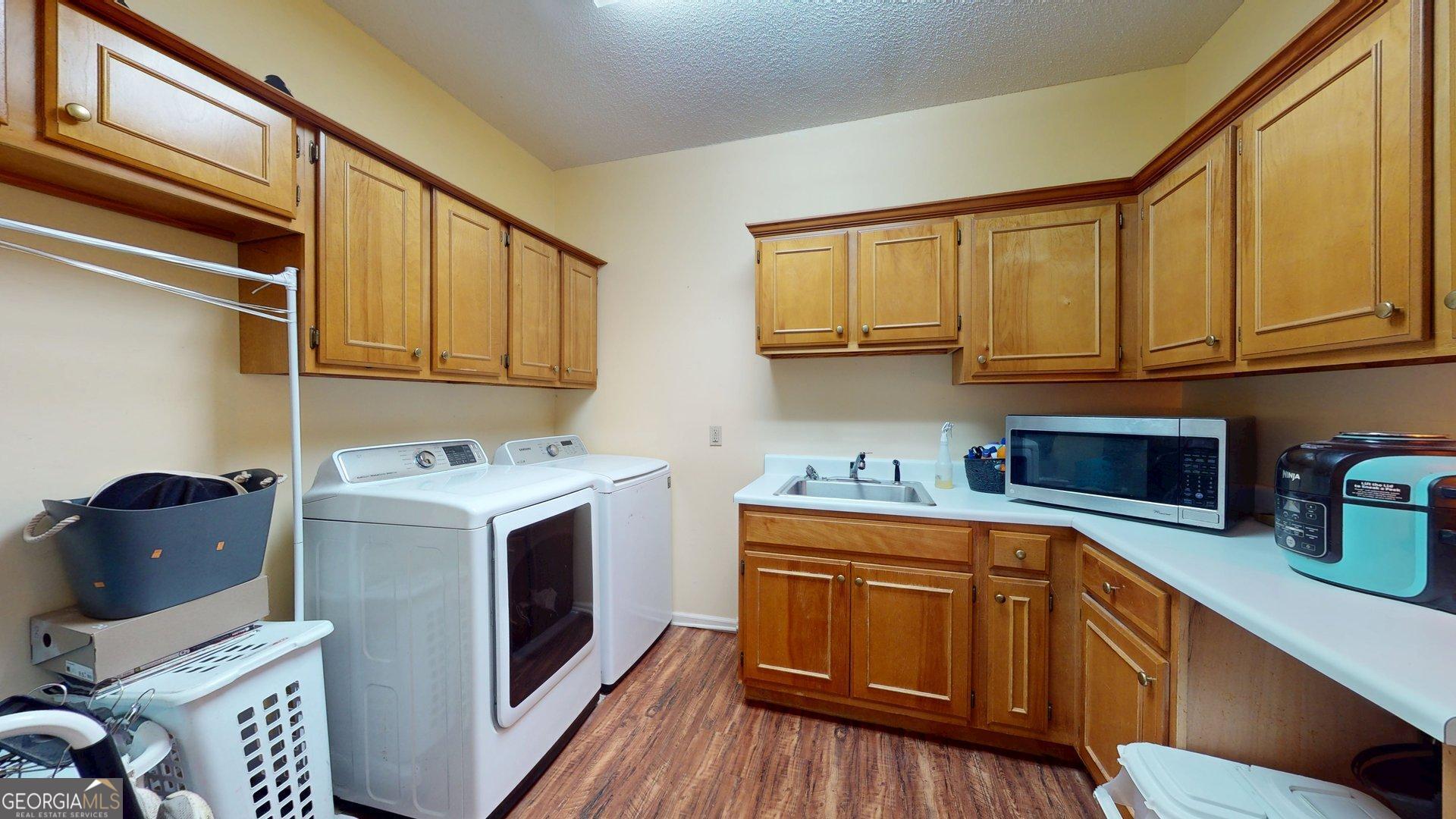 1717 Grady Saunders Road Portal GA 30450