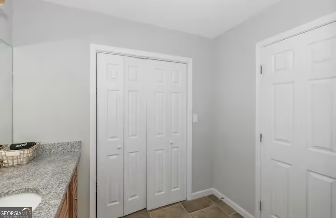 326 Camfield Court SW Atlanta GA 30310