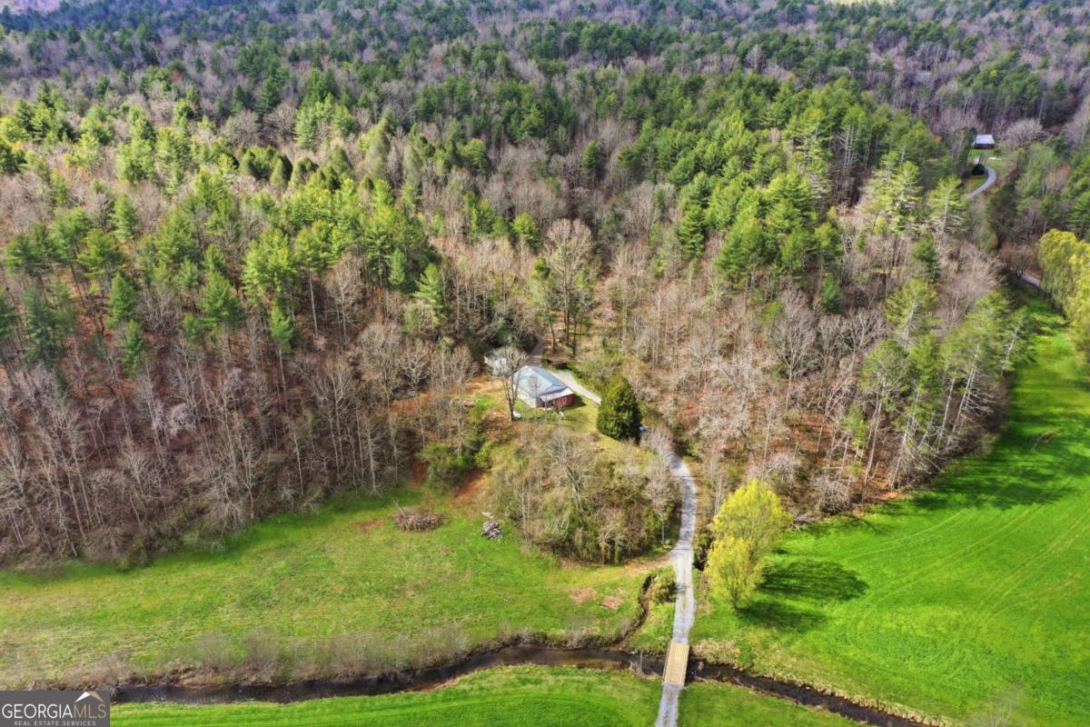 229 Seth Hyatt Road Ellijay GA 30540