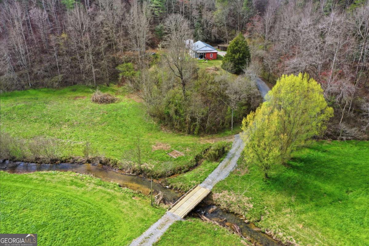 229 Seth Hyatt Road Ellijay GA 30540