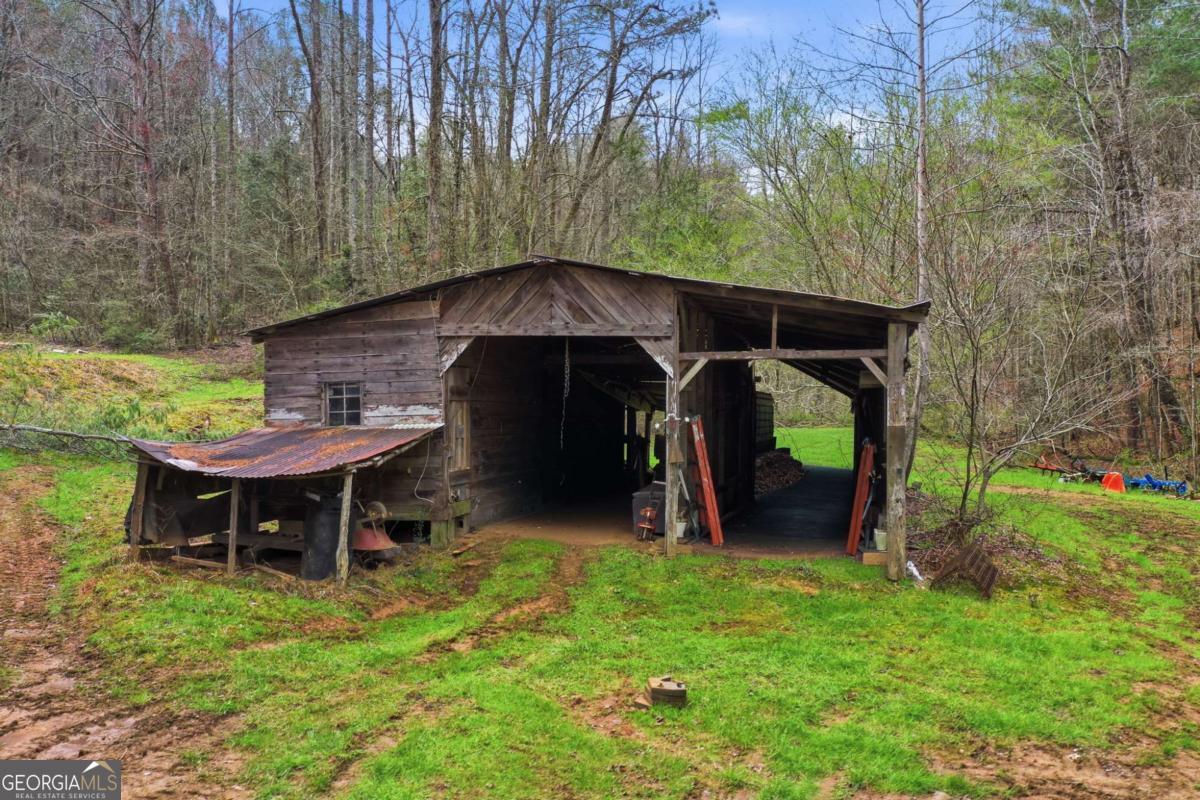 229 Seth Hyatt Road Ellijay GA 30540
