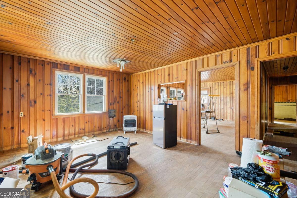 229 Seth Hyatt Road Ellijay GA 30540