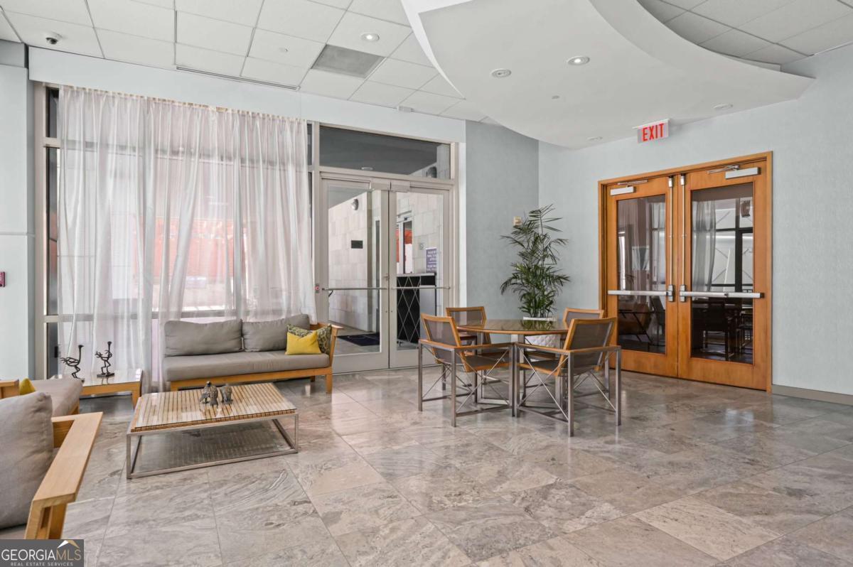 3338 Peachtree Road NE Atlanta GA 30326