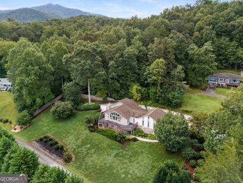 1396 Deerfield Road Young Harris GA 30582