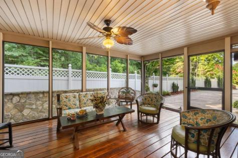 1396 Deerfield Road Young Harris GA 30582
