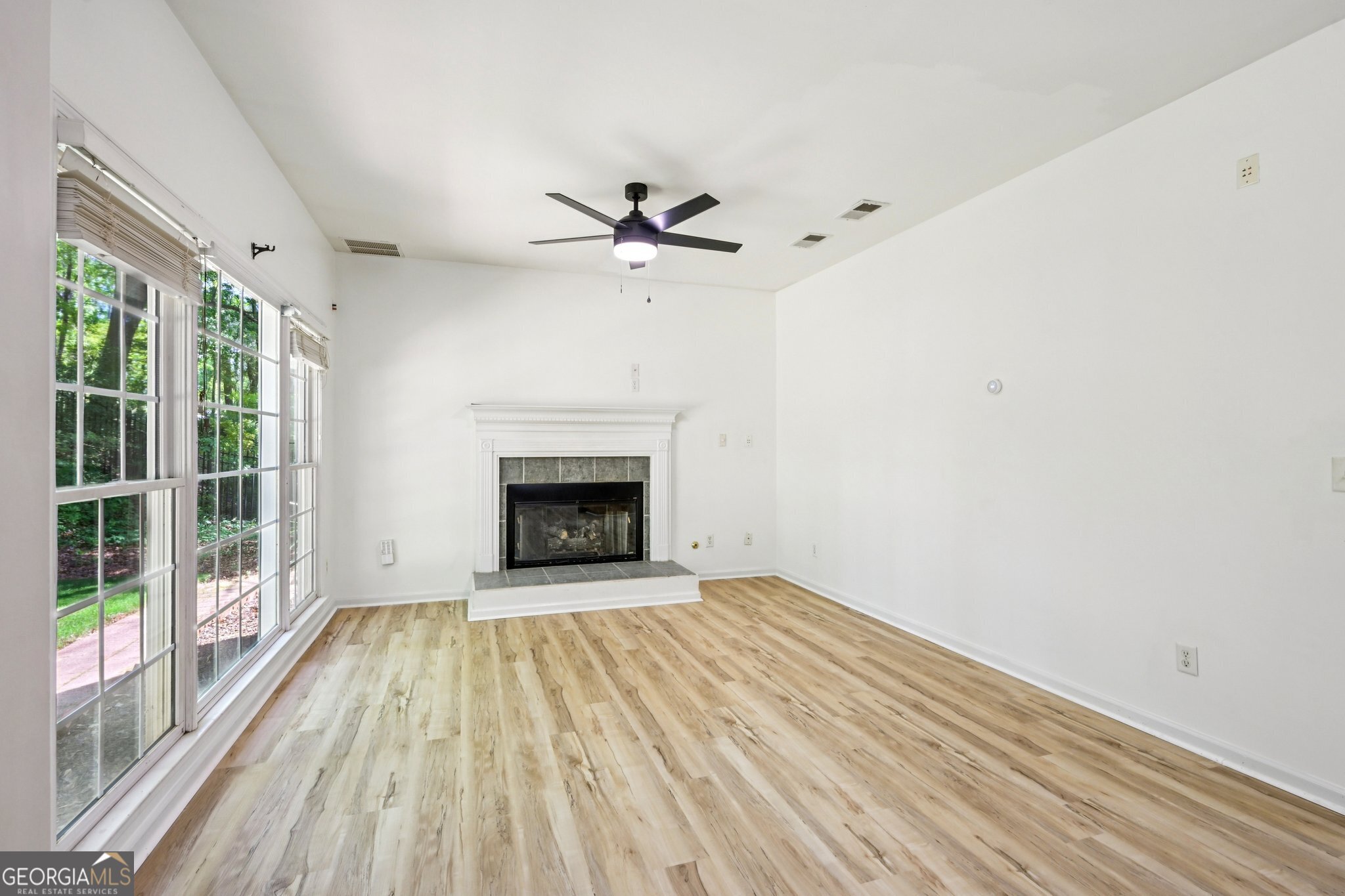 15 Briarleigh Way Newnan GA 30265
