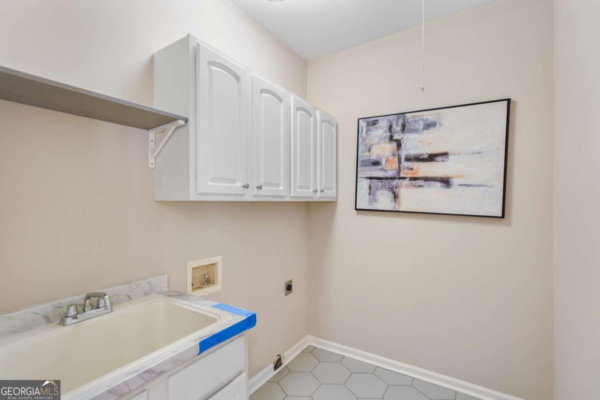 715 Fawn Ridge Court Roswell GA 30075