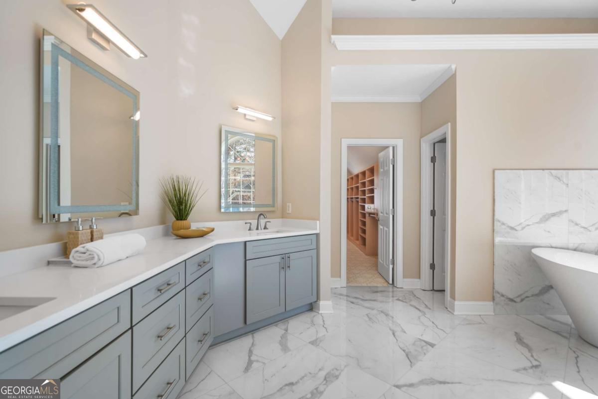 715 Fawn Ridge Court Roswell GA 30075