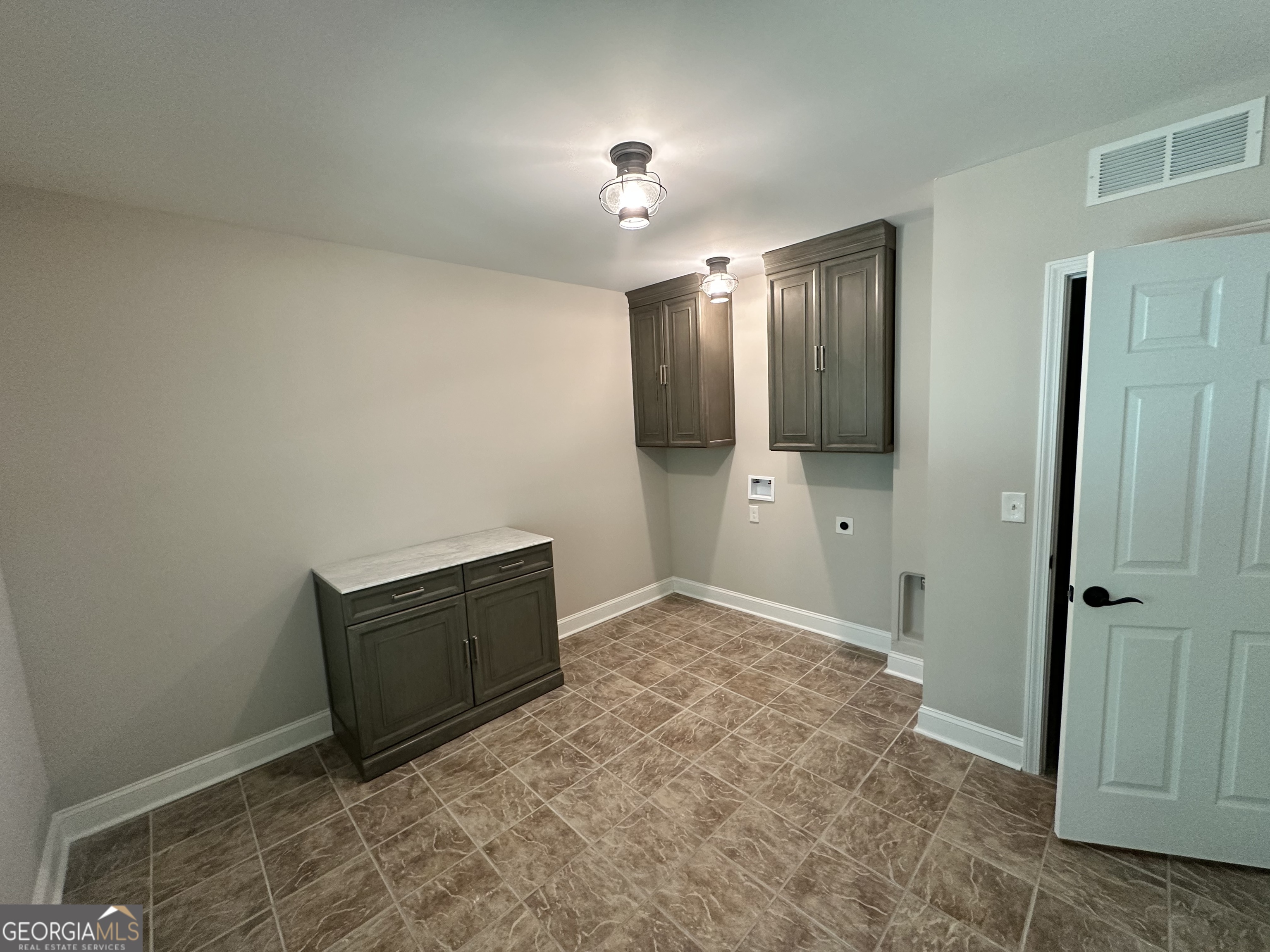 715 Fawn Ridge Court Roswell GA 30075