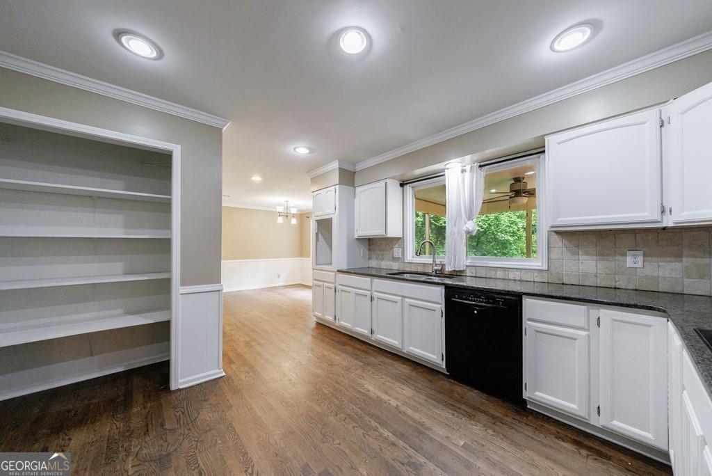 10565 Shallowford Road Roswell GA 30075