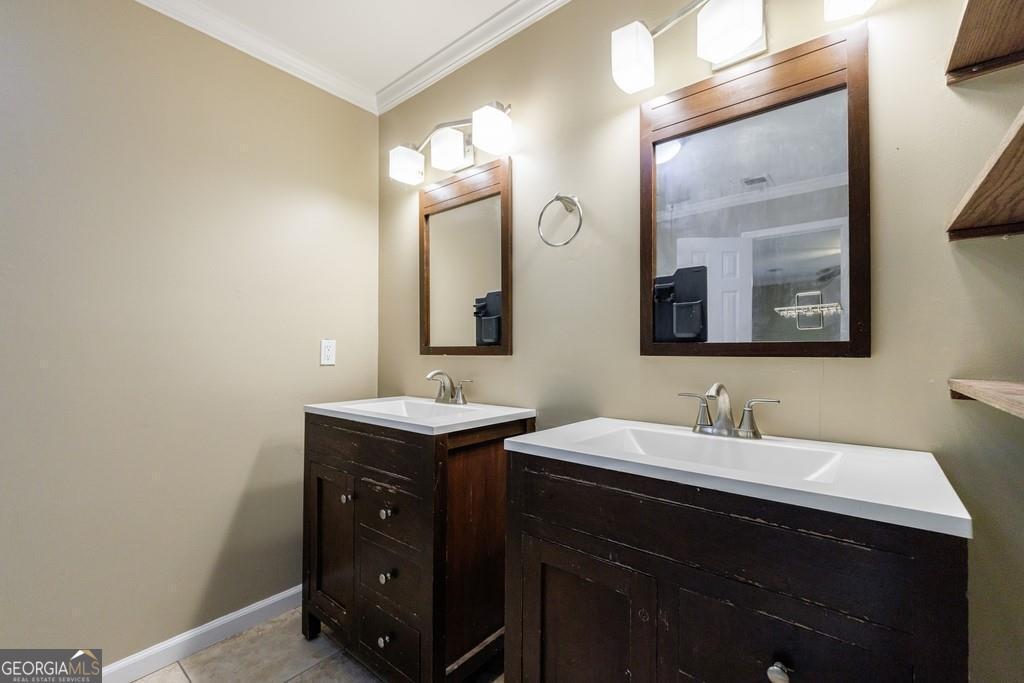 10565 Shallowford Road Roswell GA 30075