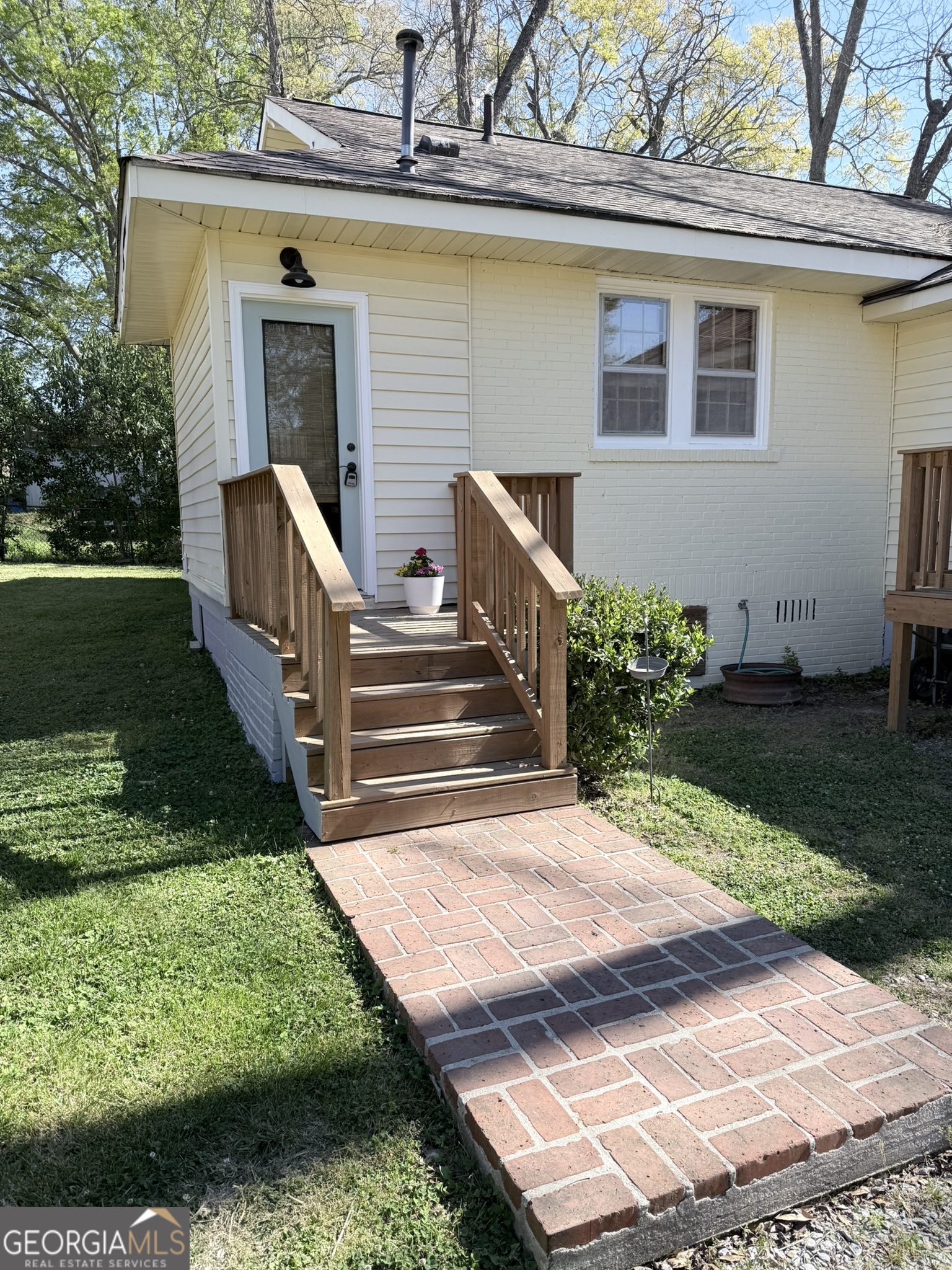 200 S Jackson Street Hartwell GA 30643