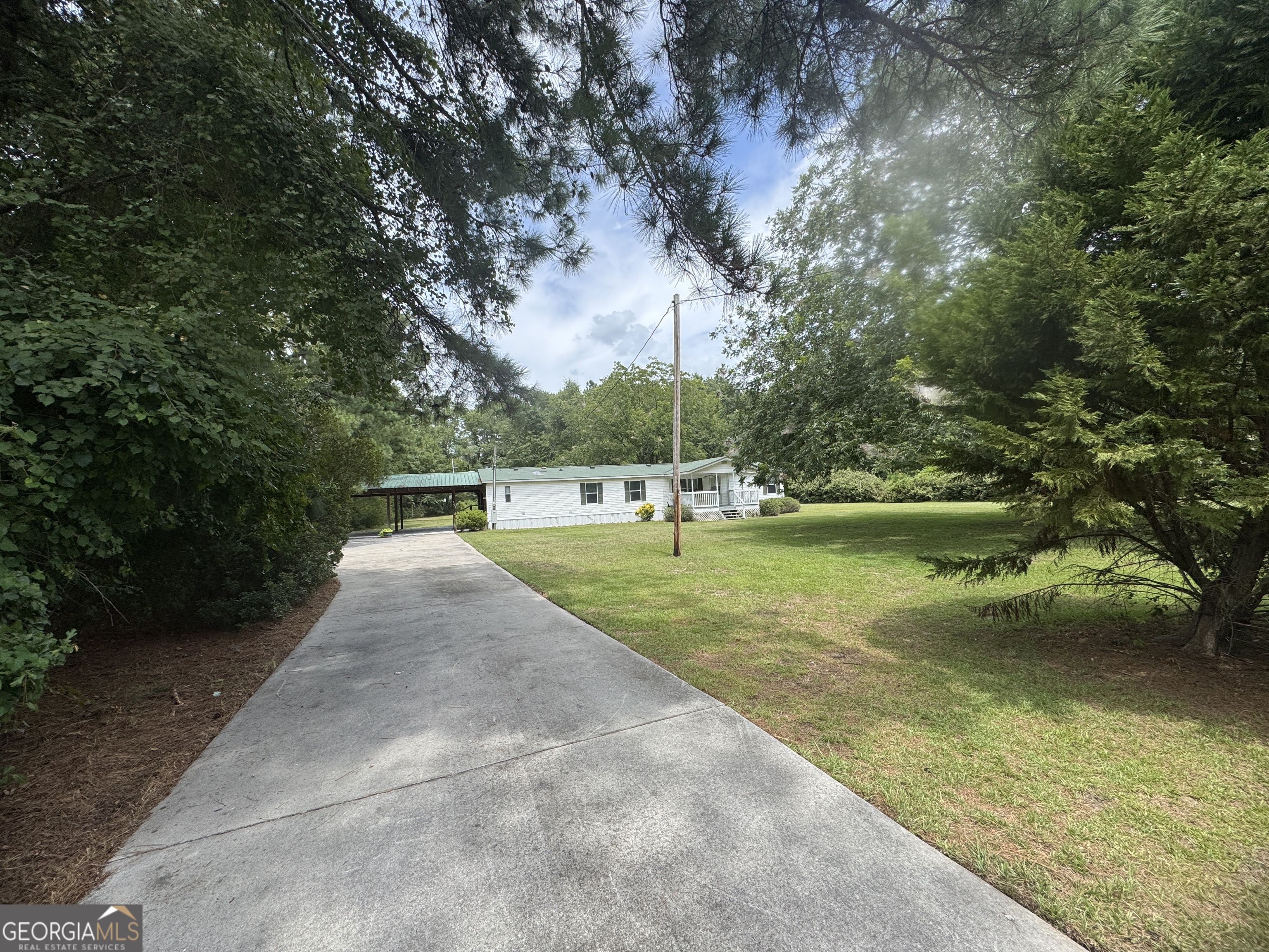 7201 Bowen Road Twin City GA 30471