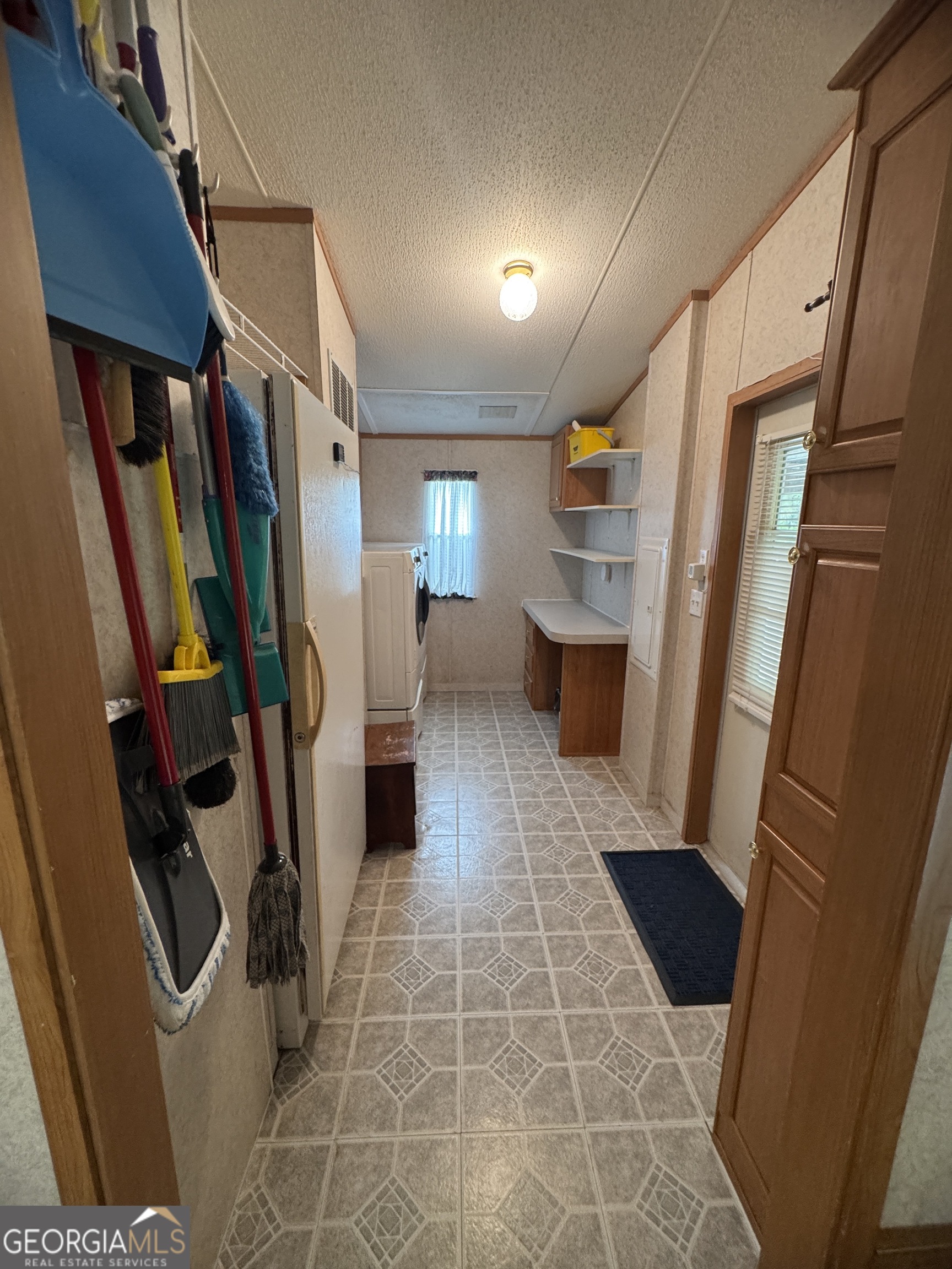 7201 Bowen Road Twin City GA 30471