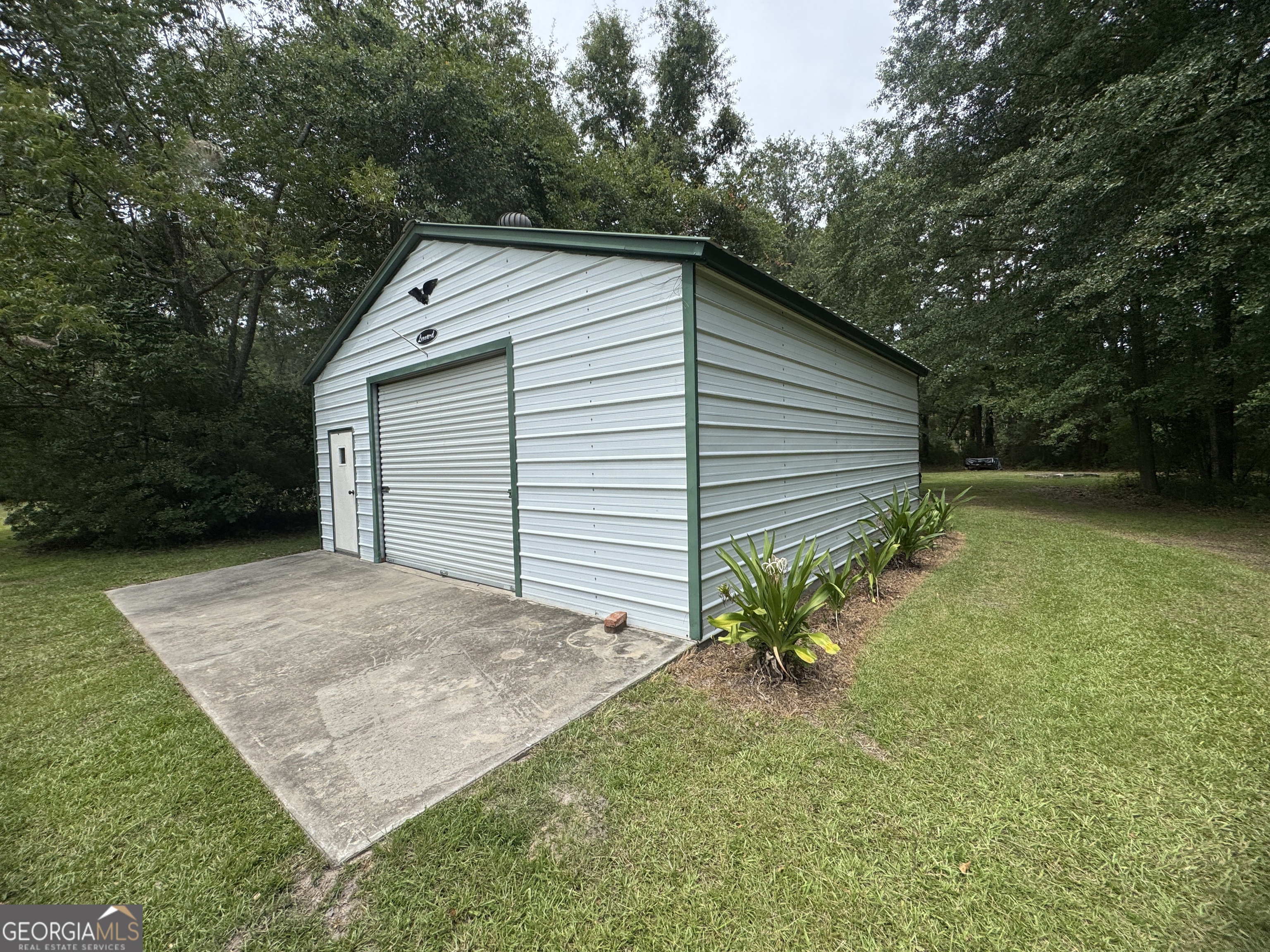 7201 Bowen Road Twin City GA 30471