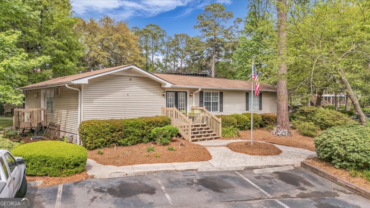 401 N Cromwell Road Savannah GA 31410