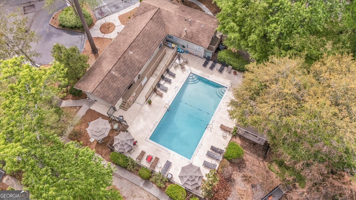 401 N Cromwell Road Savannah GA 31410