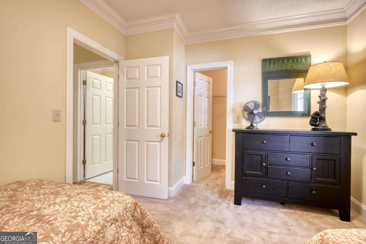 94 Gleneagle Court Clayton GA 30525