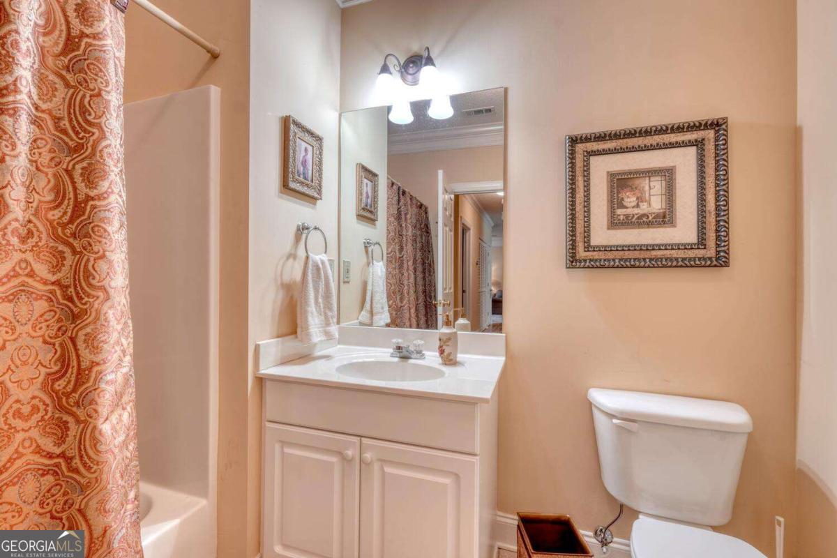 94 Gleneagle Court Clayton GA 30525