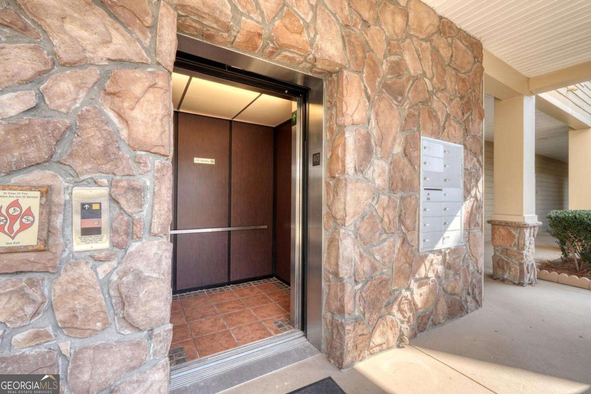 94 Gleneagle Court Clayton GA 30525
