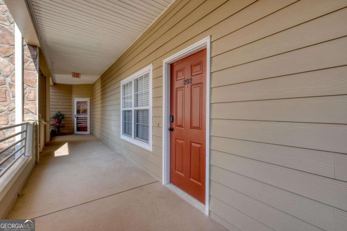 94 Gleneagle Court Clayton GA 30525