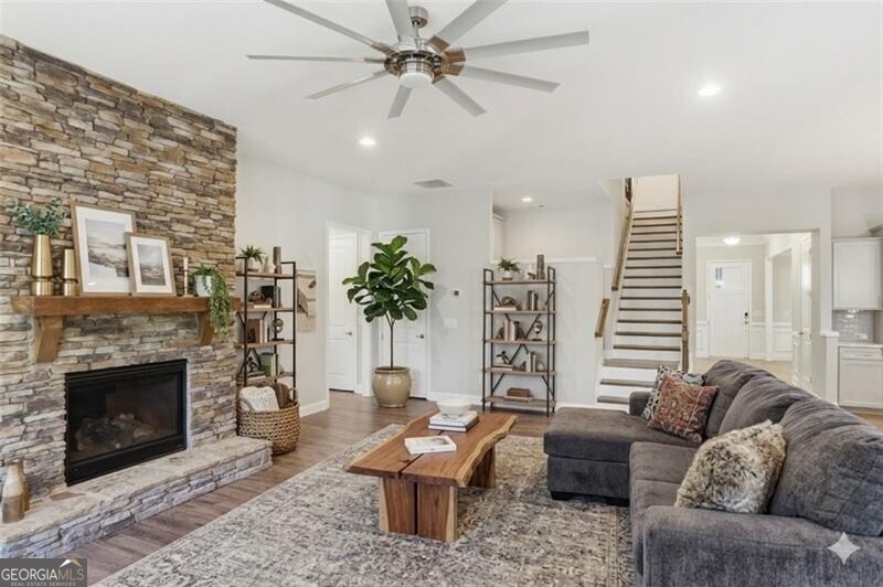 3813 Whithorn Way Kennesaw GA 30152