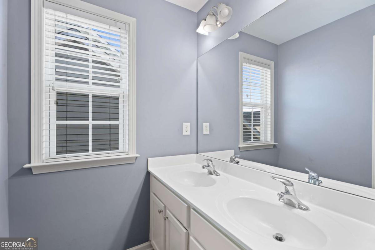 4178 Pebble Pointe Lane Lilburn GA 30047