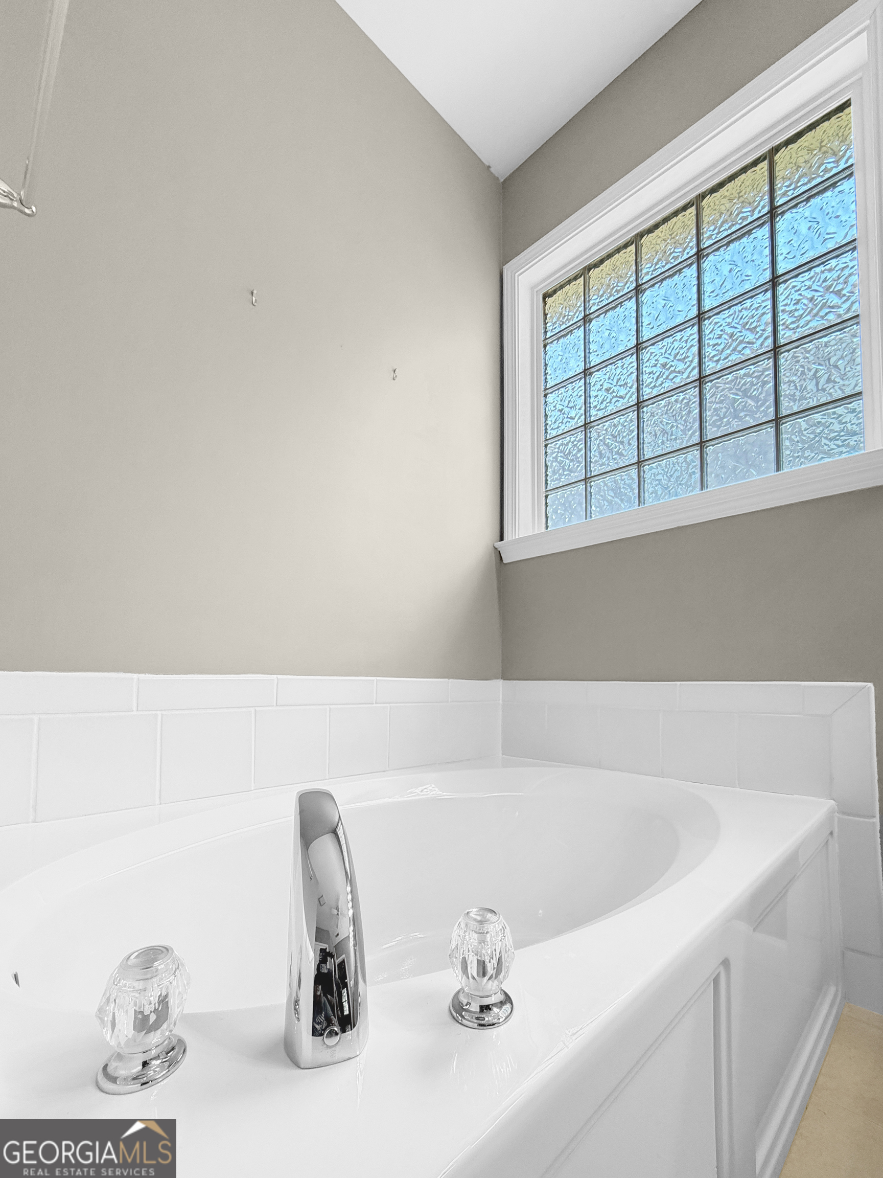 6 Greenview Drive Newnan GA 30265