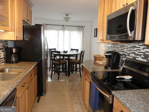 327 Brucken Strasse Helen GA 30545