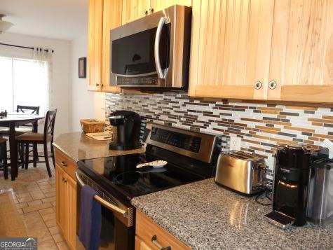 327 Brucken Strasse Helen GA 30545