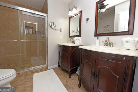 327 Brucken Strasse Helen GA 30545