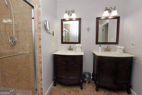327 Brucken Strasse Helen GA 30545